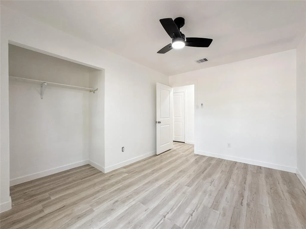Photo of 14214 Morinscott