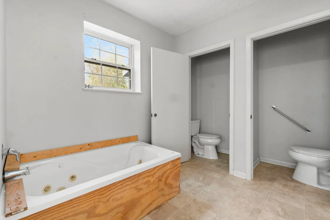 Photo of 2292 Rolling Hills Road
