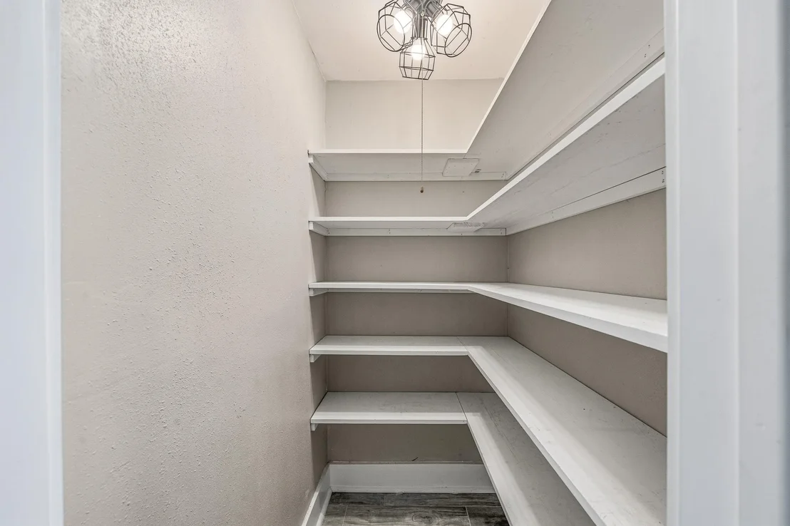 Photo of Unit 240 at 830 Threadneedle Street