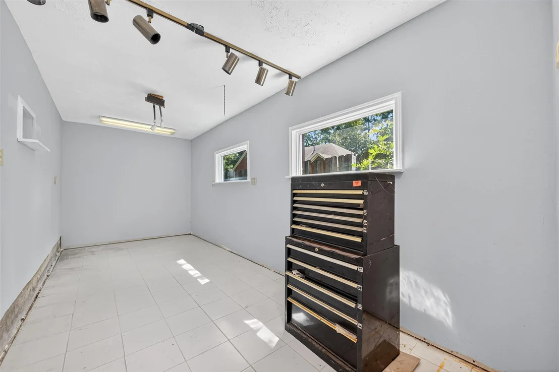 Photo of 614 Orangewood Drive