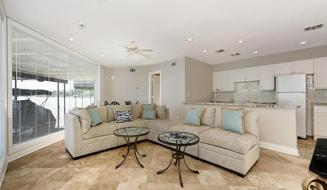 Photo of 13882 Longwood Drive