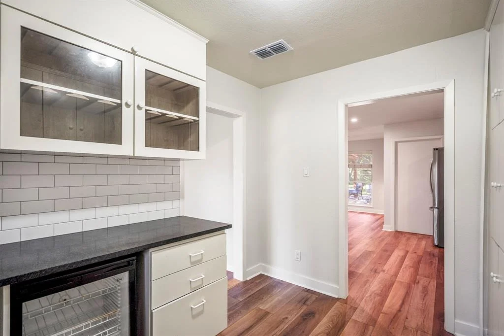 Photo of 214 Wickwood Drive