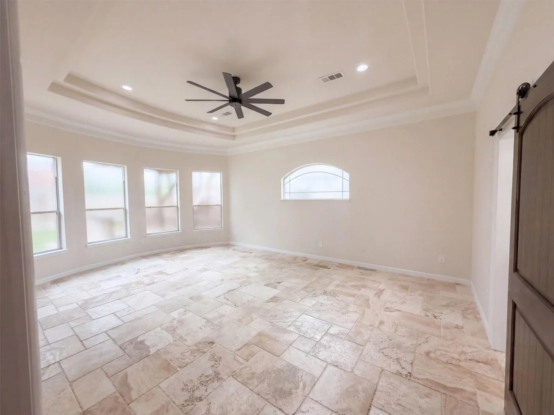 Photo of 1005 Lewis Drive