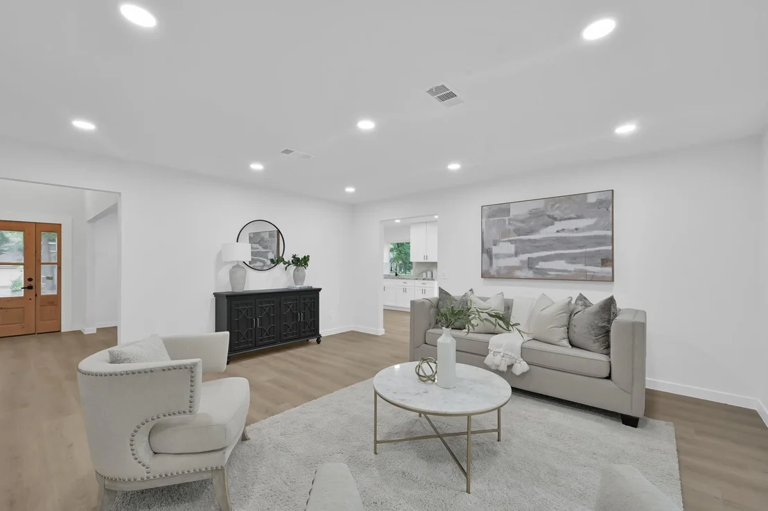 Photo of 70 Breezy Point Place