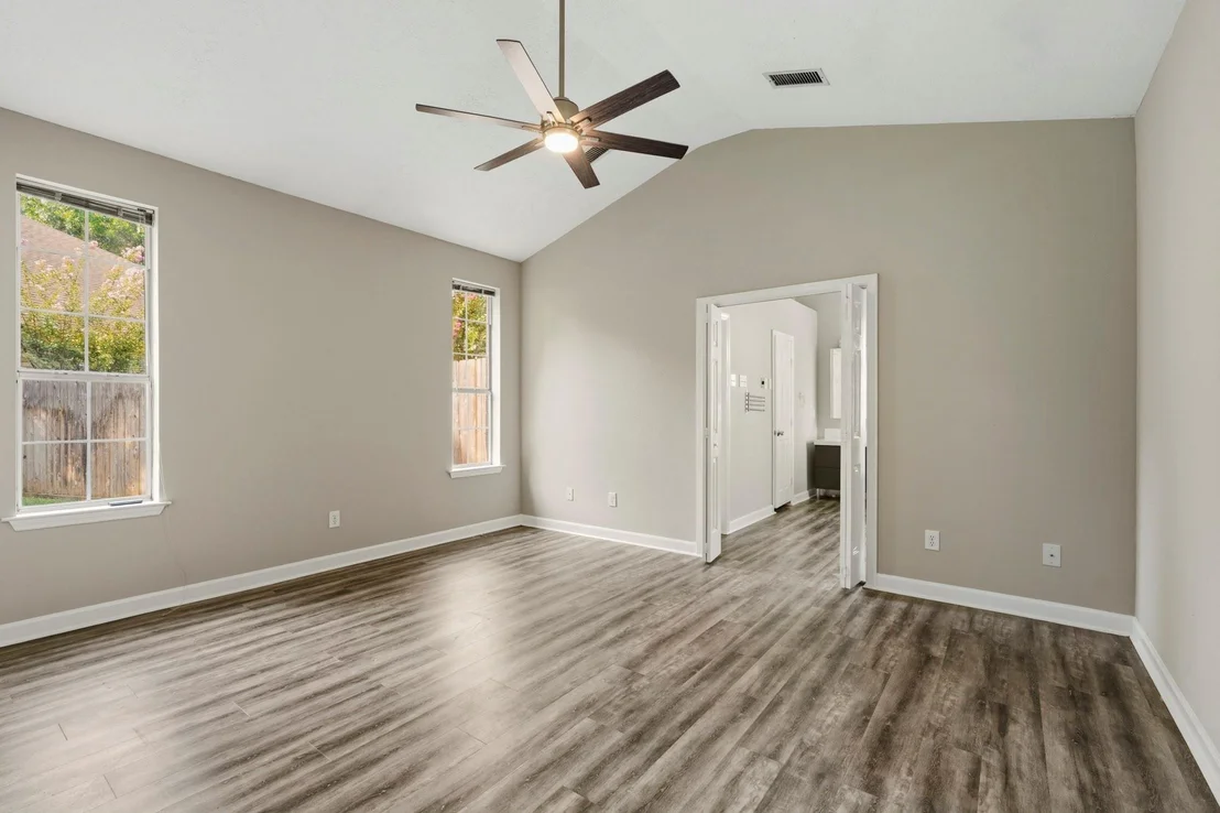 Photo of 1211 Lamplight Trail Drive
