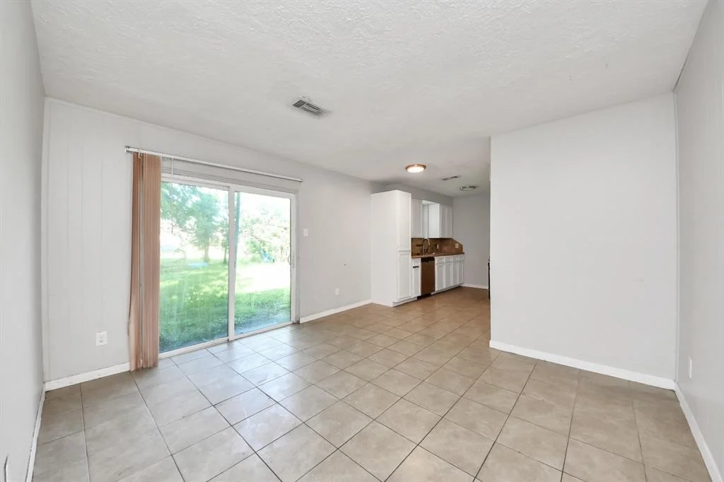 Photo of 12610 Chiswick Road