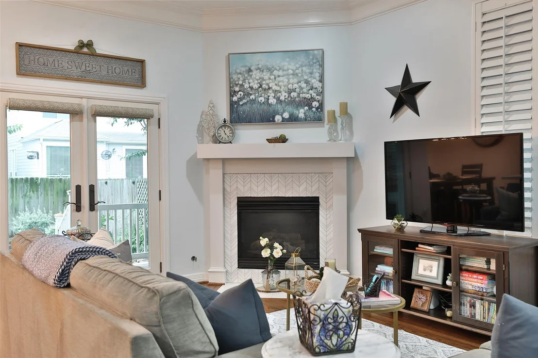 Photo of 827 Garden Trace Lane