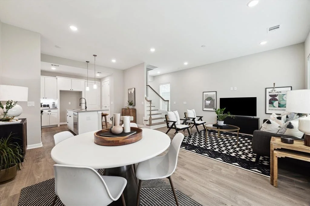 Photo of 6016 T C Jester Boulevard