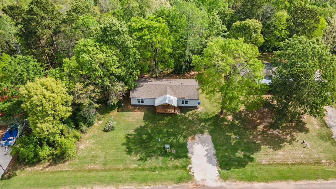 Photo of 141 Leaning Oak Drive