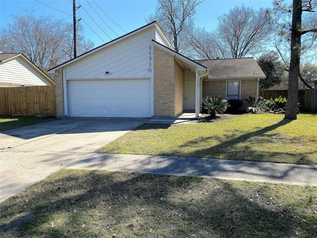 Photo of 21310 Greenham