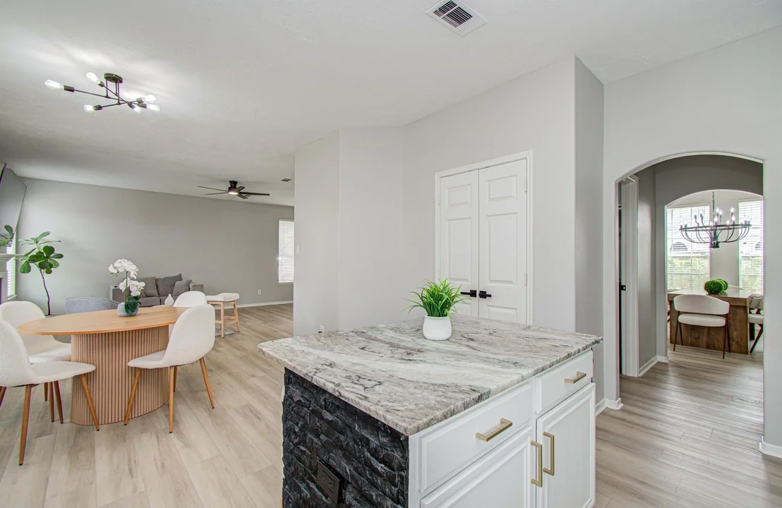 Photo of 2226 Laurel Forest Way