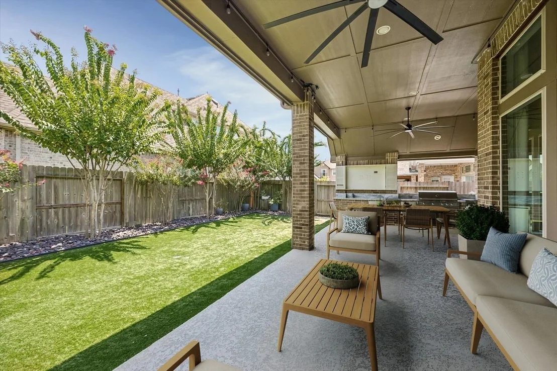 Photo of 19506 Riverhill Row Court