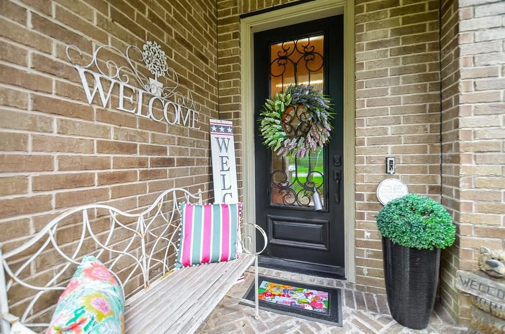 Photo of 33215 Worthing Lane