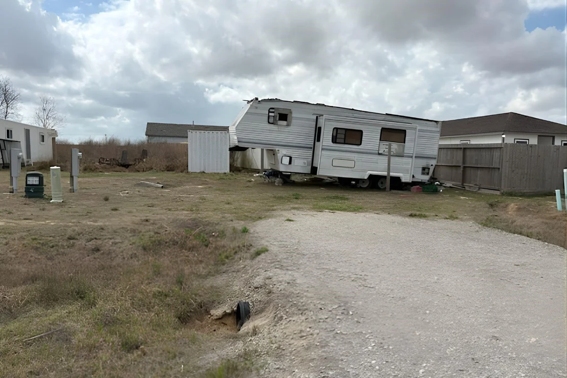 Photo of 1213 Road 5802