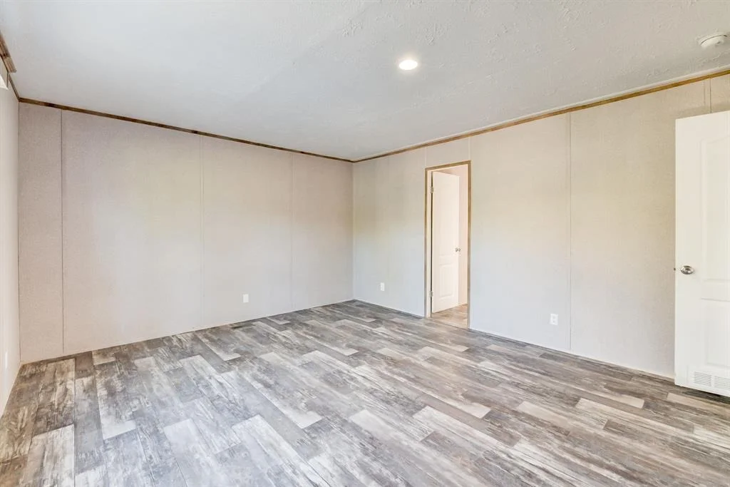 Photo of 421 County Road 4010