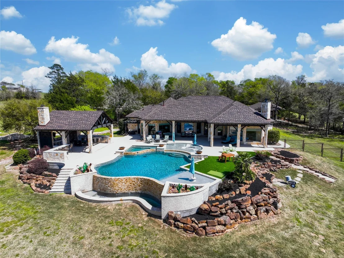 Photo of 2289 Old Dobbin Road