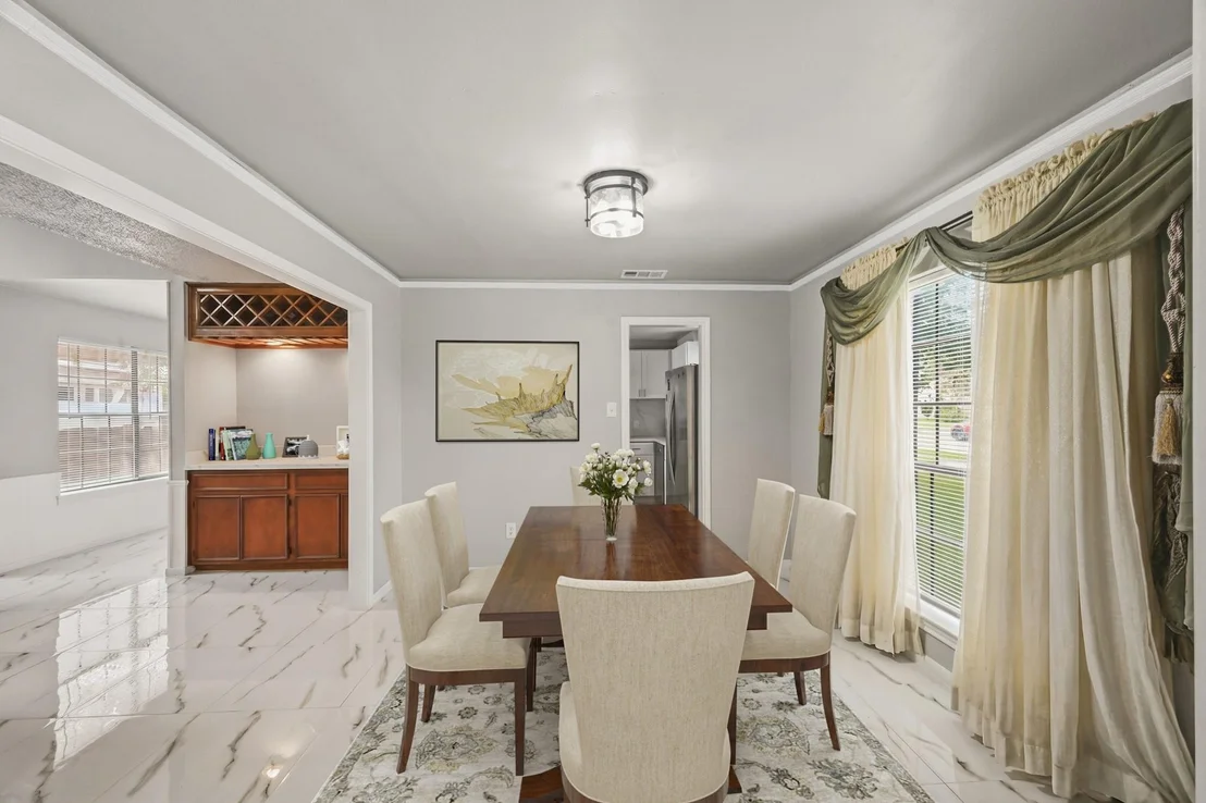 Photo of 6511 Las Brisas Drive