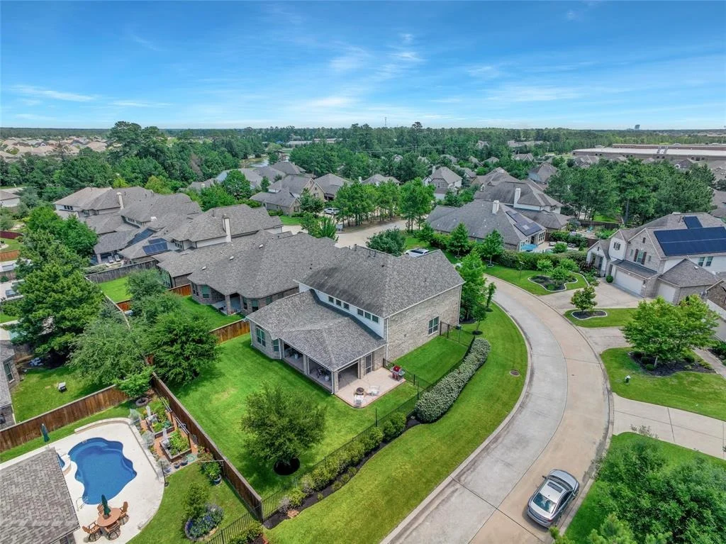 Photo of 19 N Wheatleigh Drive