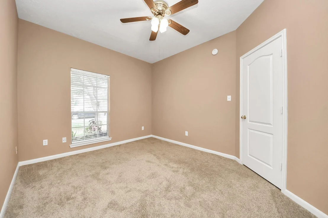 Photo of 6204 Raintree Drive