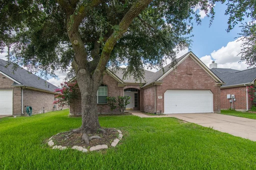 Photo of 2931 Sunbird Drive
