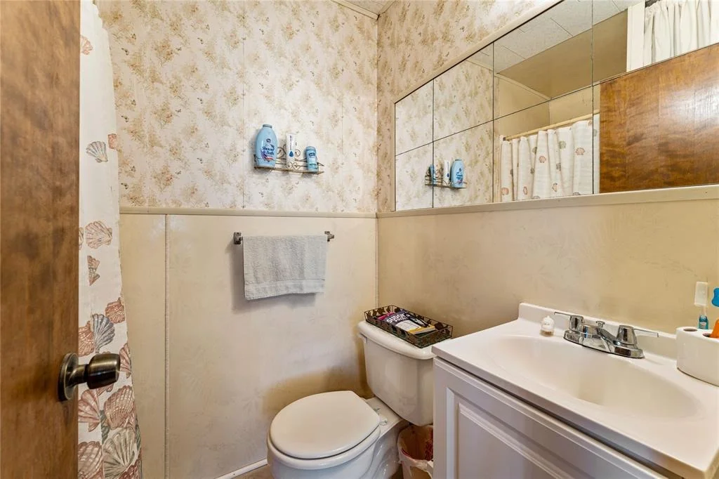 Photo of 410 Palm Drive