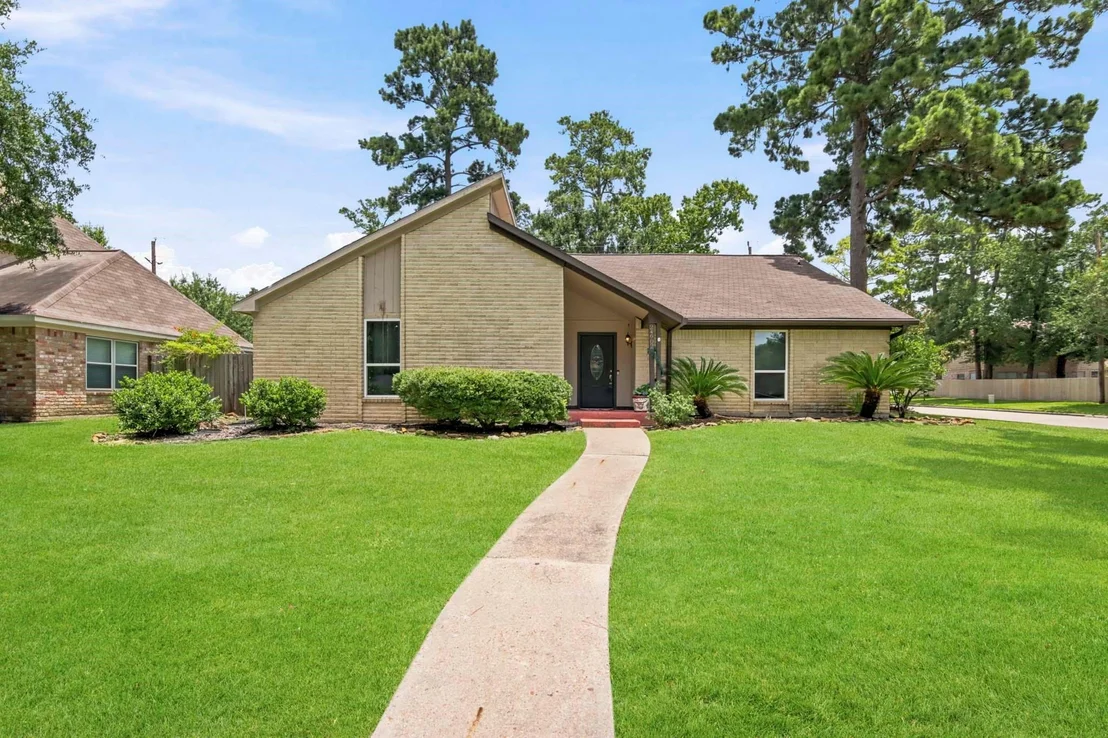 Photo of 24902 Butterwick Drive