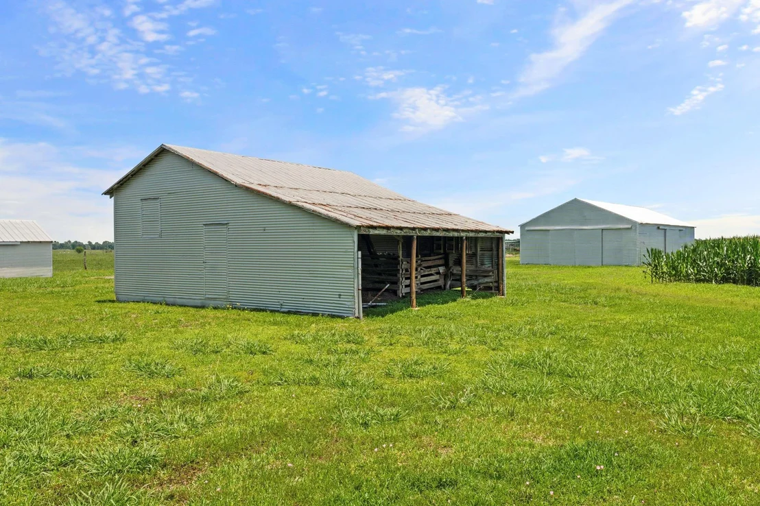 Photo of 2606 Long Lane