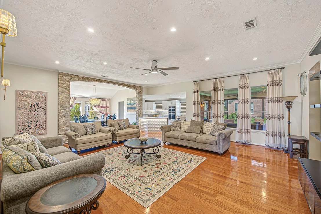 Photo of 11117 Maynard Place