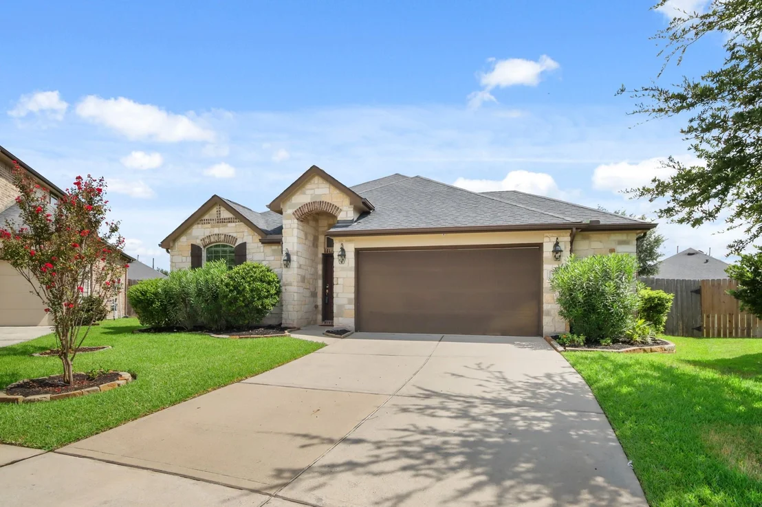 Photo of 3914 Quiet Pines Court