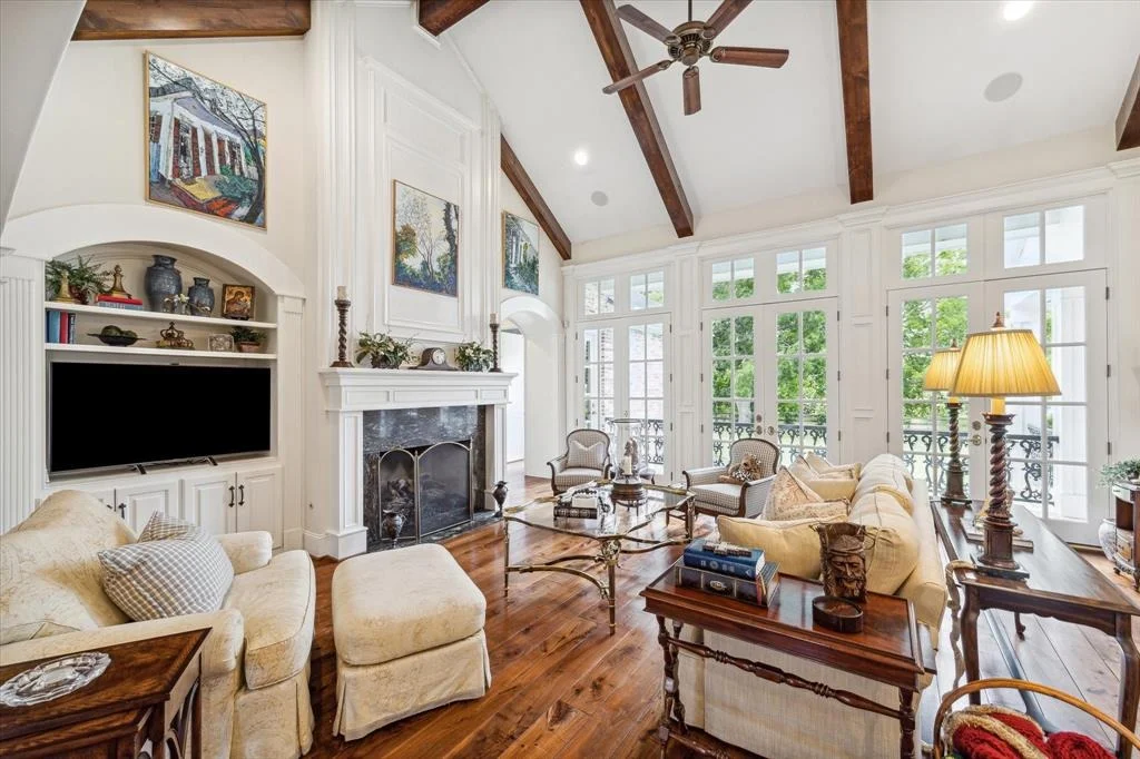 Photo of 31243 Riverlake Road