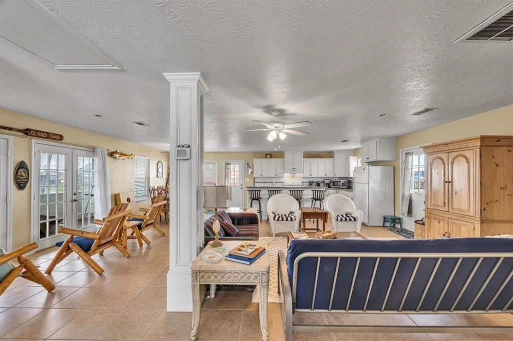 Photo of 818 Sea Shell Drive