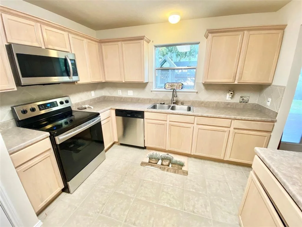 Photo of 11902 Rolling Stream Drive