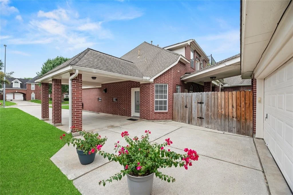 Photo of 18818 Cypress Chateau Drive
