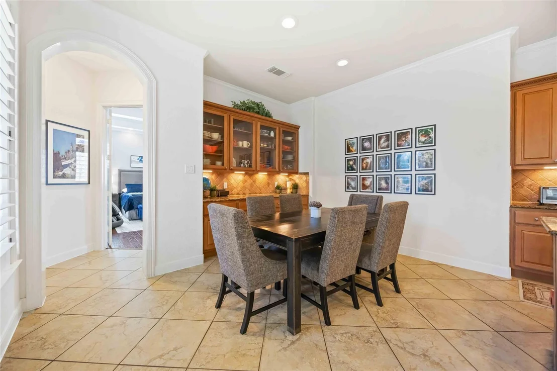 Photo of 27 Highclere Park Drive