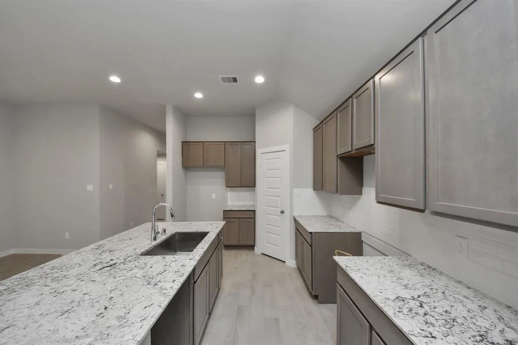 Photo of 15810 Walnut Leaf Lane