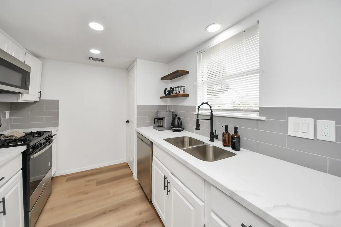 Photo of 8631 Valley Ledge Drive