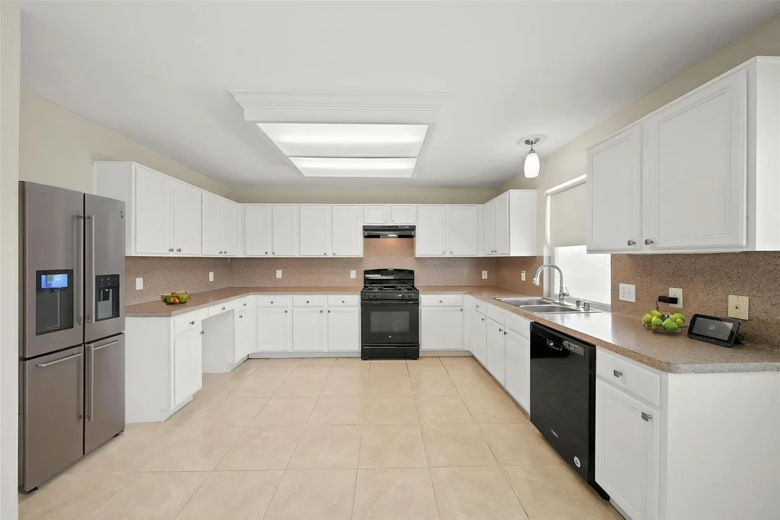 Photo of 8119 Solara Bend