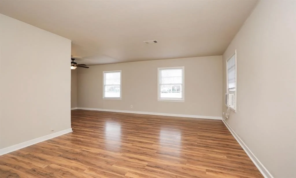 Photo of 411 Honeysuckle Drive
