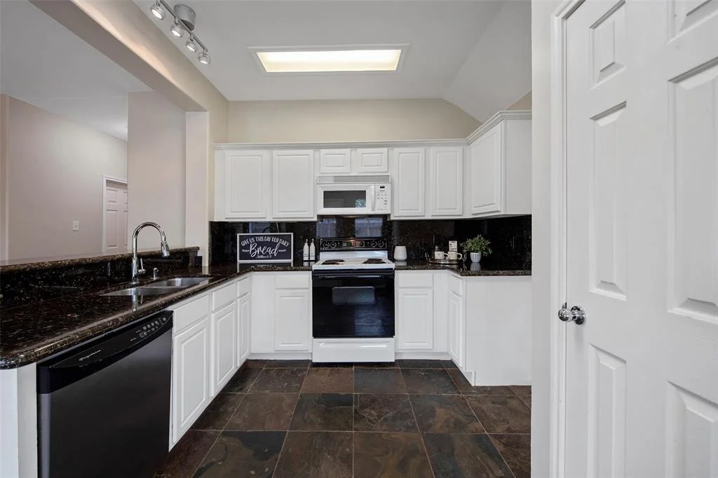 Photo of 16315 Redbud Berry Lane