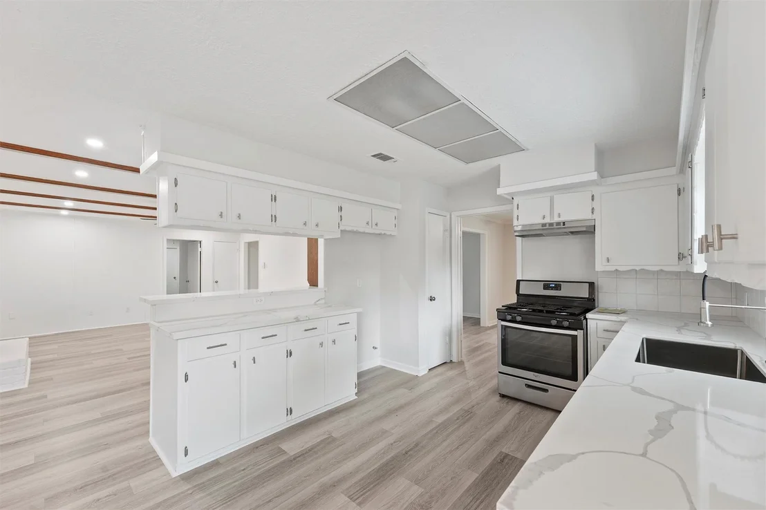 Photo of 3203 Greenridge Drive
