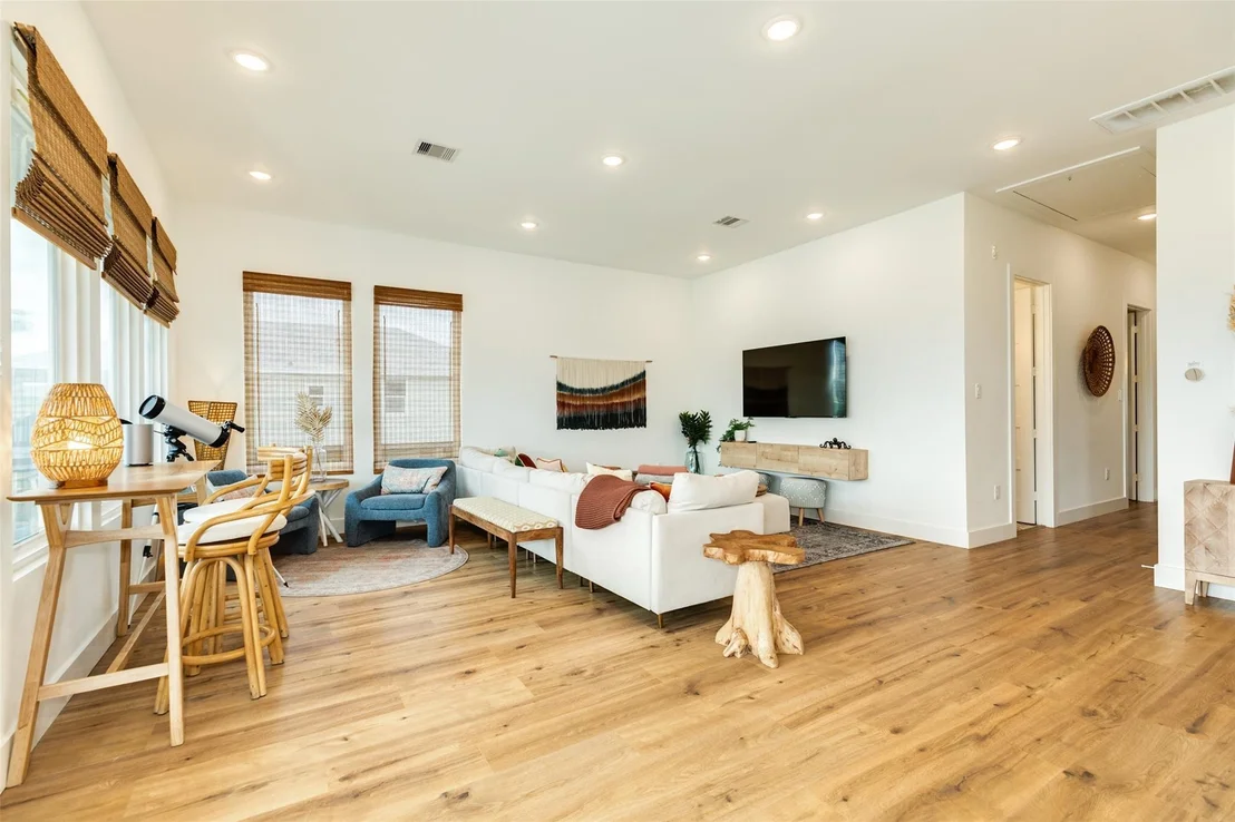 Photo of 13119 Buccaneer Parkway
