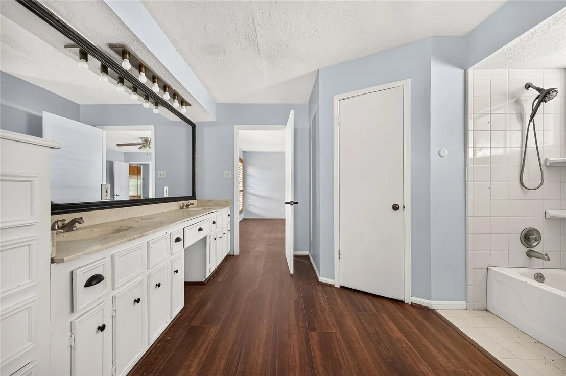 Photo of 10211 Kerr Lane
