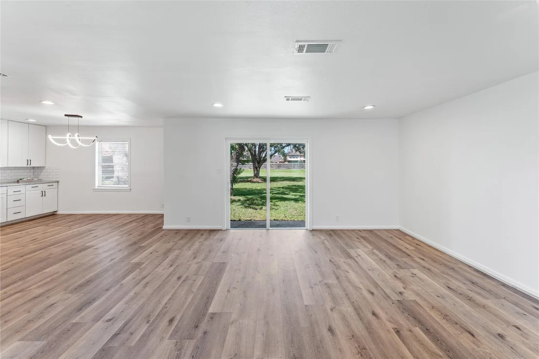 Photo of 2751 Piper Road