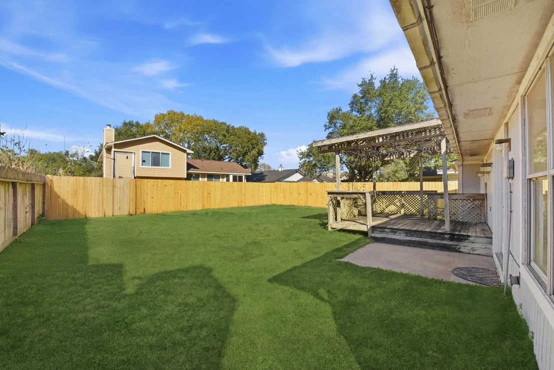 Photo of 5203 Smokey River Drive