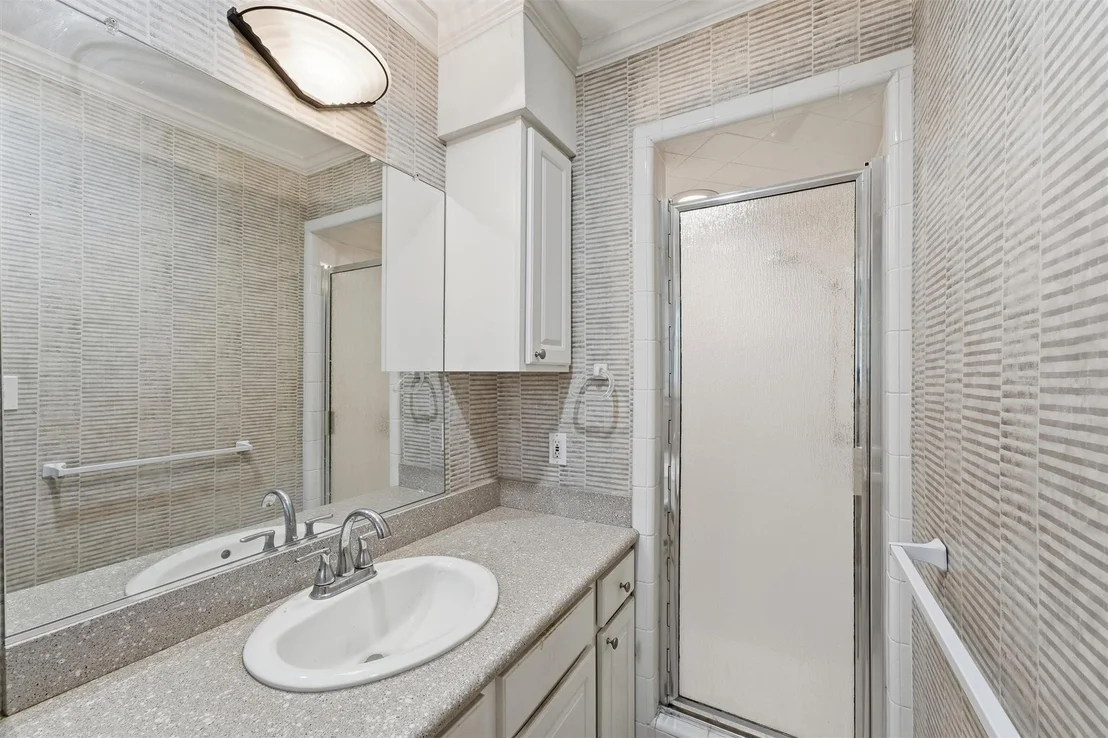 Photo of 1519 Droxford Drive