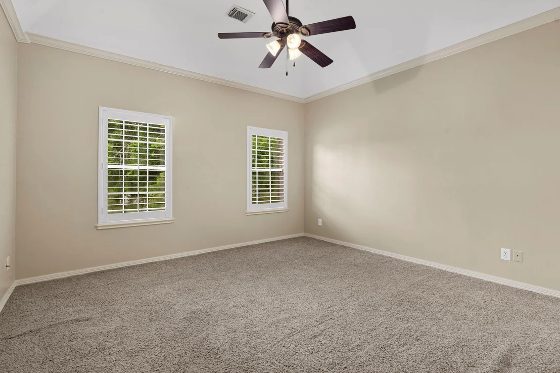 Photo of 8214 Forest Gate Drive