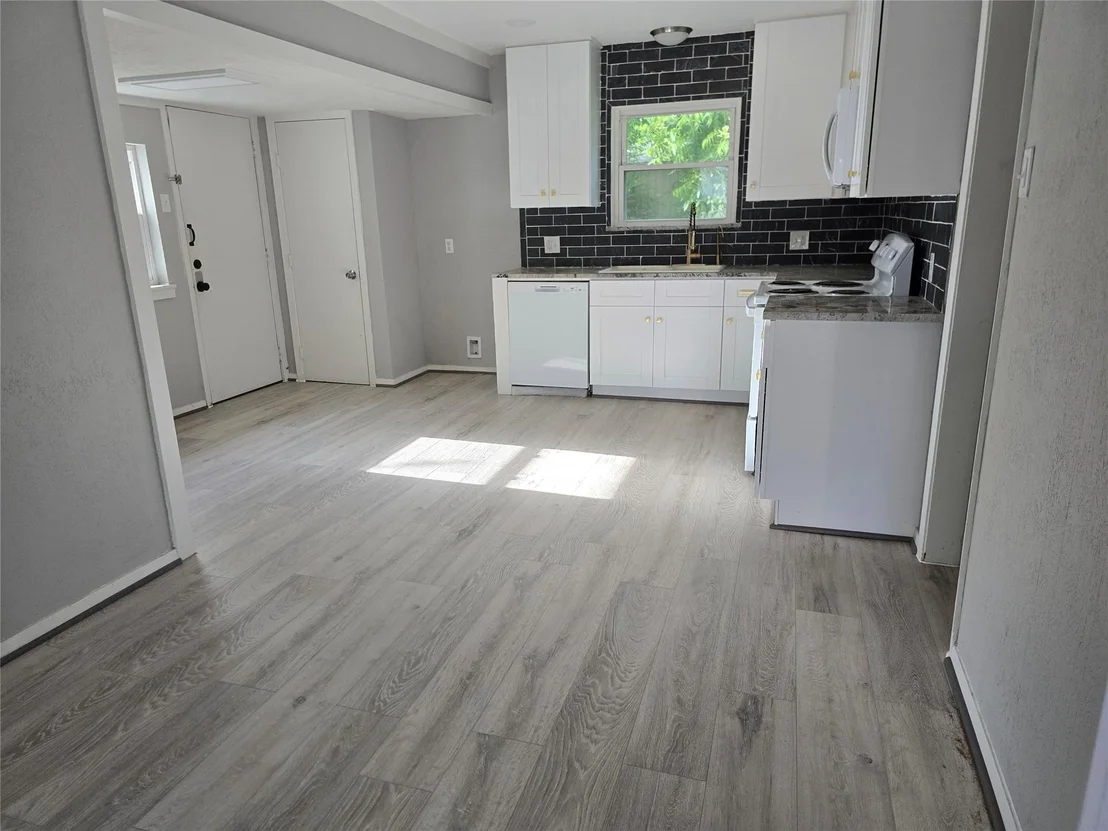 Photo of 7127 Willowtex Drive