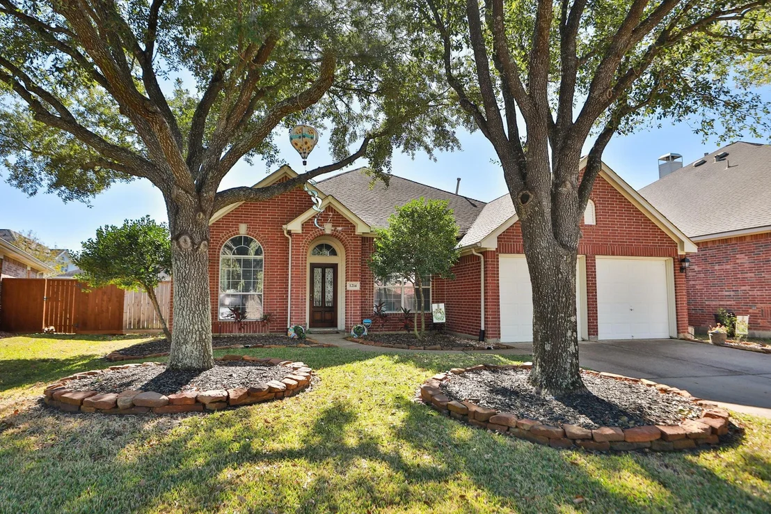 Photo of 1214 Berwick Manor Court