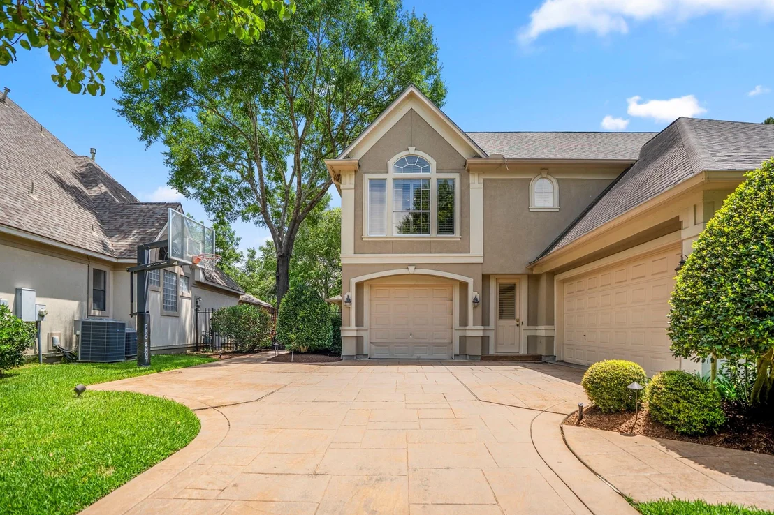 Photo of 8806 Sterling Gate Circle