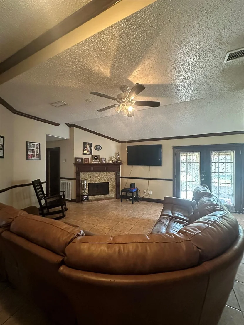 Photo of 7238 Londres Drive